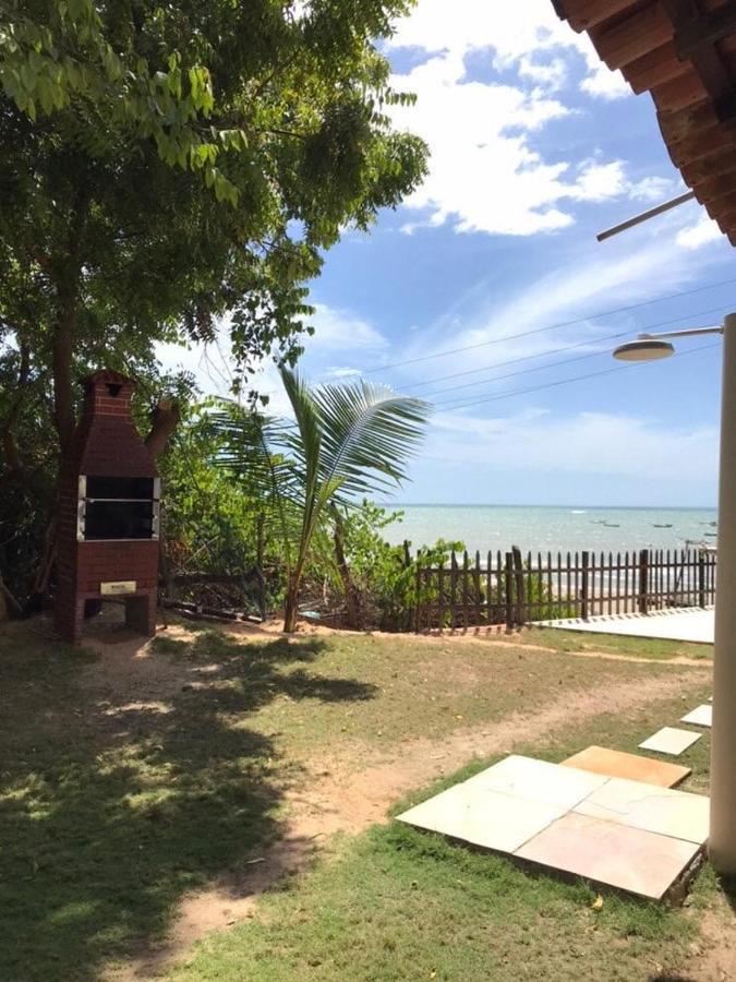 Praia Da Baleia Itapipoca Ce Luaran gambar