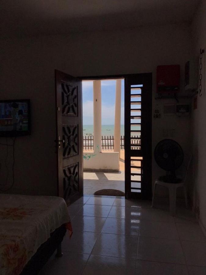 Praia Da Baleia Itapipoca Ce Luaran gambar